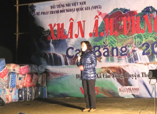 Activité caritative : “printemps solidaire” de VOV5 à Can Nong - ảnh 7